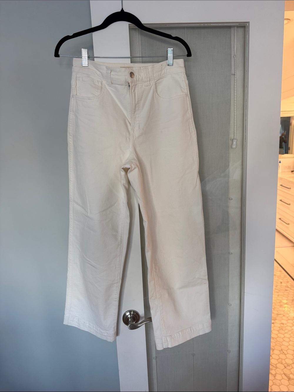 Madewell Straight-Leg Jeans in Cream